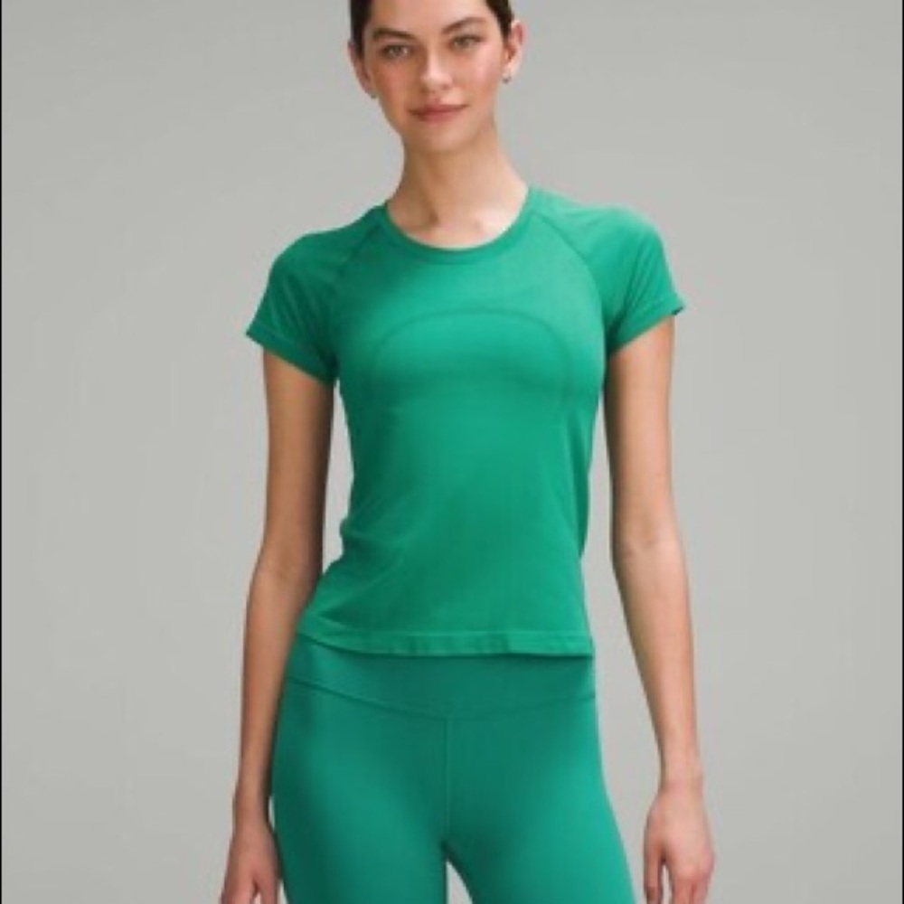 Lululemon Swiftly Tech Short-Sleeve Shirt 2.0 *Race Length